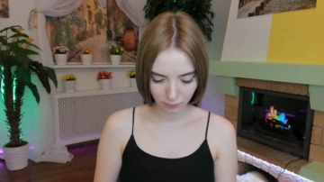 Elisa_O 02-08-2021 Topless 